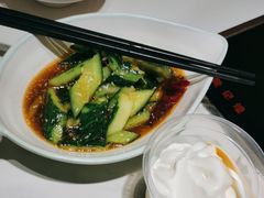 -黄记煌三汁焖锅(新佳丽江汉路店)