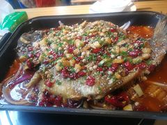 -小小河边鱼(天润城店)