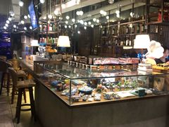 面包甜点陈列柜-时光乌托邦空中花园餐厅川味·融合菜(幸福广场店)
