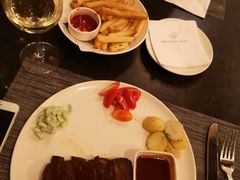 -WOLFGANG PUCK KITCHEN & BAR(迪士尼小镇店)