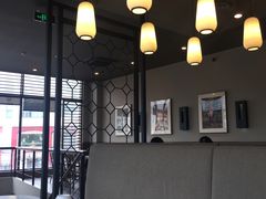 大堂-星巴克(湖州凤凰时代广场店)
