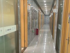 -上海仁爱医院口腔科 · 种植