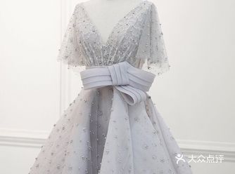 自带仙气滤镜的小众色系礼服