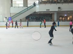 -冰纷万象滑冰场(沈阳万象城店)