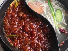 -钢管厂五区小郡肝串串香(蜀都万达店)