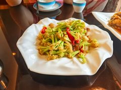 -喜乐餐厅•灯笼虾球首创者•本地小海鲜(二马路店)