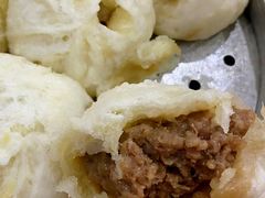 -胡成记口蘑龙眼包子(盐道街店)