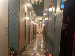 -唱吧麦颂KTV(松江五龙商业广场店)