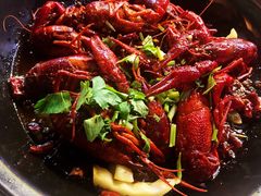 -何师烧烤Pro ·江湖川菜·小龙虾·精酿(太古里旗舰店)