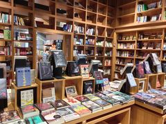 -百新书局(尚悦湾店)