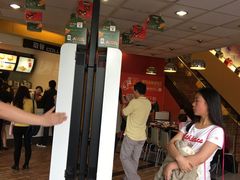 -麦当劳(百联西郊购物中心店)