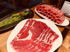 薄切上脑牛肉-巴奴毛肚火锅概念餐厅