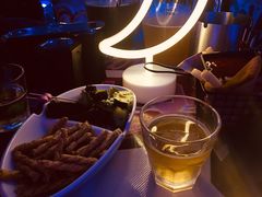 -UP嘻哈酒吧(粉巢店)