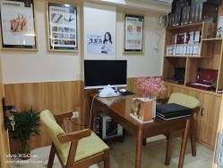 -丝客富脱发养发头皮馆