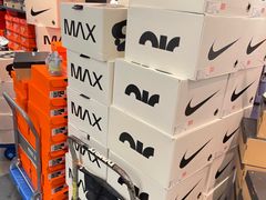 -NIKE上海青浦优选体验店