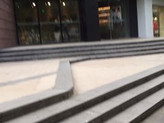 -瑞幸咖啡(怡富广场店)