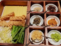 -鲁采LU STYLE(新天地店)