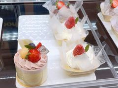 -花花卷卷·鲜食蛋糕(静安久光百货店)