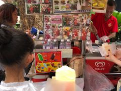 -詹爷爷乌节路街头冰淇淋