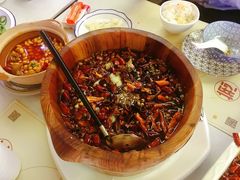 沸腾鱼蛙-酒肆浅葱•烧烤•龙虾•排档(卓悦intown店)