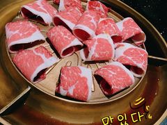 -猪啊牛呀羊啊铜盘烤肉(正大广场店)