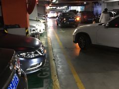 -吾悦广场·停车场