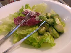 鳄梨蔬菜沙拉-BONAZZA 意大利餐厅