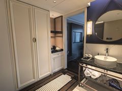 -福州金融街万达鳌峰洲地铁站锦江都城酒店