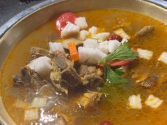 -顶顶汤火牛排火锅·经典铜锅涮肉