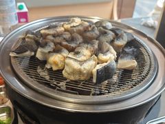 -围炉肉舍•炭烤活鳗•丹东海鲜烤肉(步行街店)