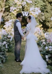 点击看大图 -Renee芮亦婚纱
