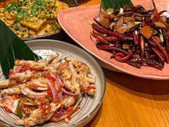 -云海肴·汽锅鸡·云南菜(天山百盛优客店)