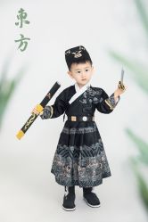 -江阴偶来路儿童摄影(江阴市新体育中心体育场店)