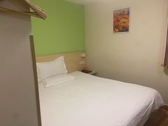 -7天酒店(上海江宁路地铁站玉佛寺店)