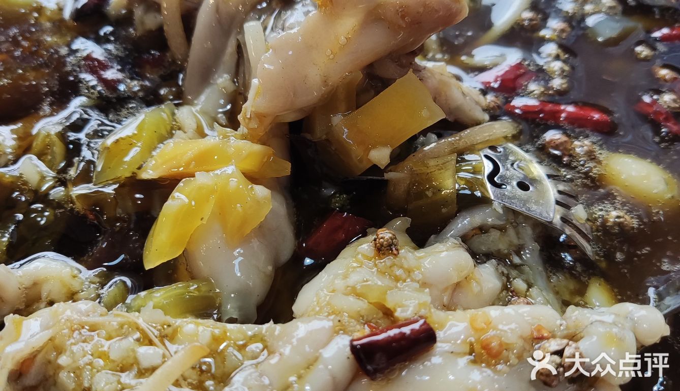 蛙儿子超级好吃。新鲜现杀吃的放心