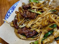 生菜炒牛河-荔银肠粉(广州天河华利路店)