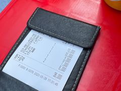 -BHC炸鸡(明洞总店)