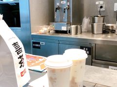 -喜茶(北京华贸购物中心店)