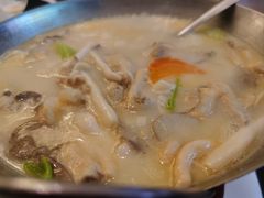 -万龙洲海鲜(大兴绿地缤纷城店)