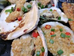 碳烤生蚝-龙巢盱眙龙虾·鸡煲·烧烤宵夜(坪洲店)