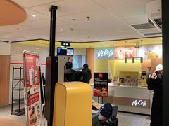 -麦当劳(玉桥中路店)