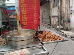 -伙记牛杂糖水