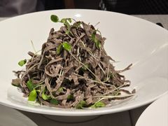 椿芽黑豆皮-狮王府淮扬菜(夫子庙老门东店)