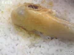 饭面的鸡中翼-合力居·生记路边鸡(北京路店)