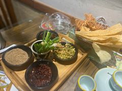 -芳林嫂 湖边边巧媳妇渔家菜馆