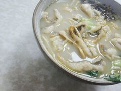 -明呈黄鱼面馆(斜土路店)