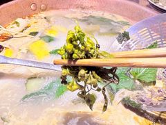 -洱火云南酸菜牛肉火锅(石景山当代商城店)