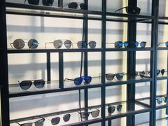 -Trend1881视光·蔡司视觉(领展广场店)