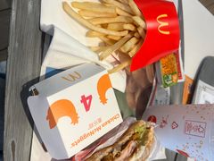 -麦当劳(保利若比邻店)