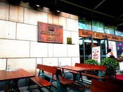 -皇冠自酿啤酒坊(中国红街5号楼店)